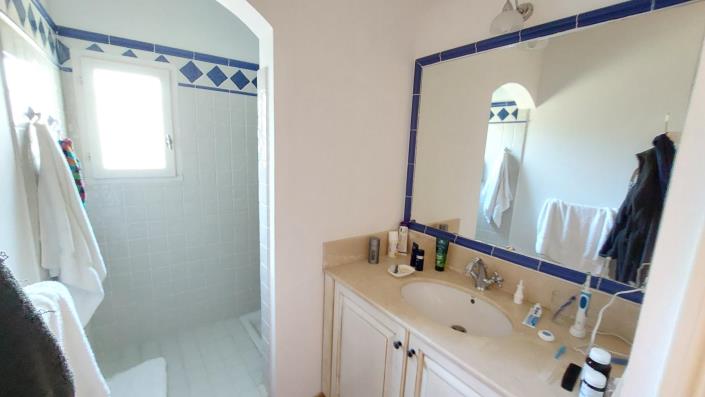 Image No.25-4 Bed Villa for sale