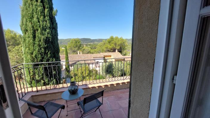 Image No.6-3 Bed House for sale