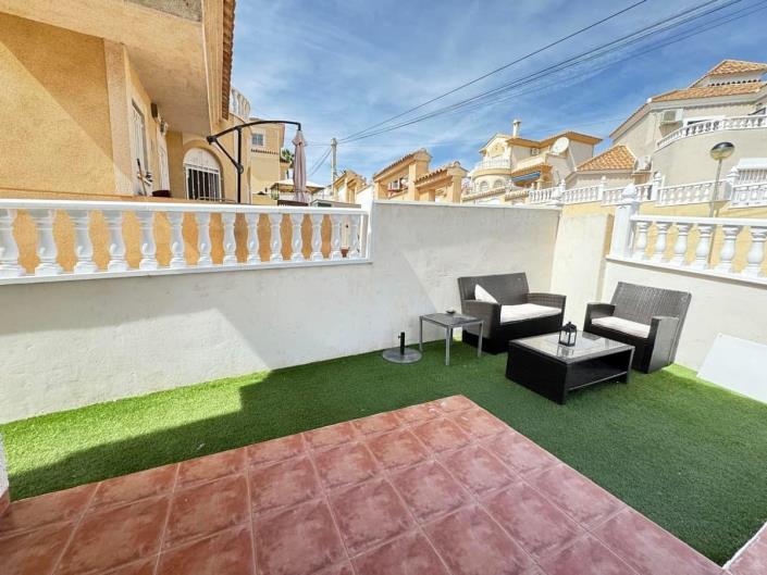 Image No.6-3 Bed Villa / Detached for sale