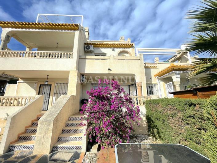 2 Bedrooms townhouse for sale in Las Ramblas Close to Golf courses
