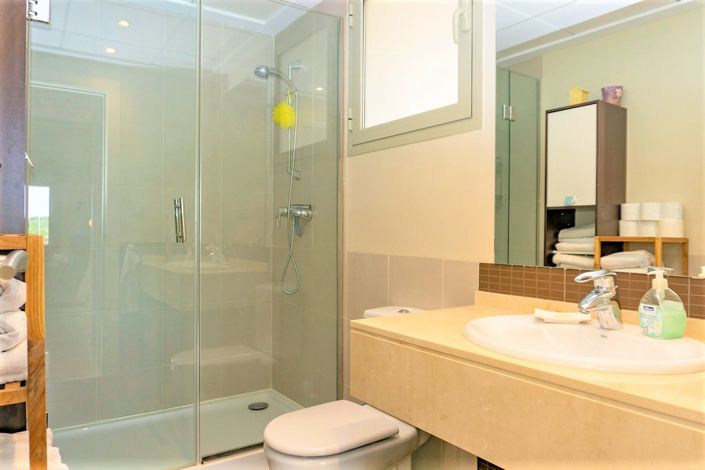 Image No.9-3 Bed Villa for sale