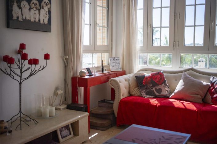 Image No.37-4 Bed Villa / Detached for sale