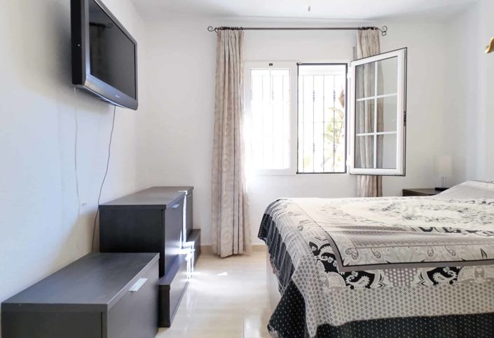 Image No.57-4 Bed Villa / Detached for sale