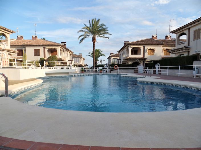 Image No.6-Appartement de 2 chambres à vendre à Punta Prima