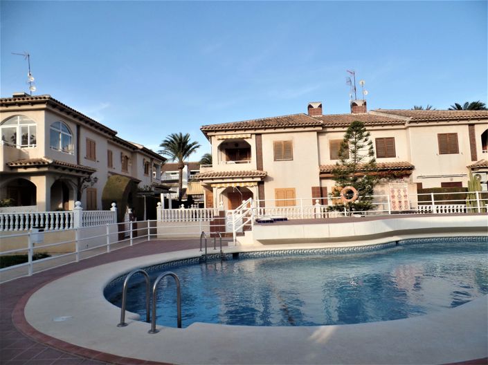 Image No.8-Appartement de 2 chambres à vendre à Punta Prima