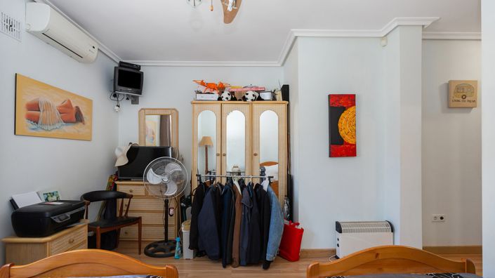 Image No.28-6 Bed Villa for sale