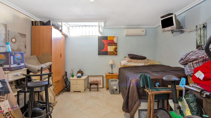 Image No.34-6 Bed Villa for sale