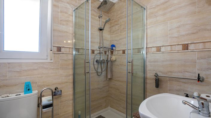 Image No.41-6 Bed Villa for sale