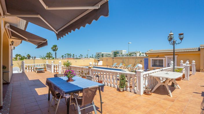 Image No.44-6 Bed Villa for sale