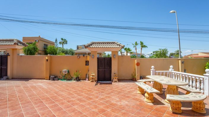 Image No.46-6 Bed Villa for sale