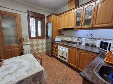 img-20241015-wa0008