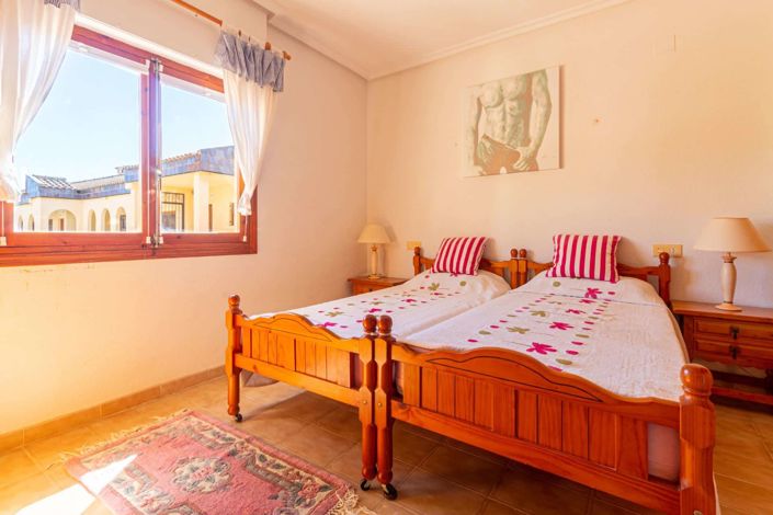 Image No.16-2 Bed Apartment for sale