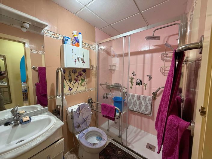 Image No.10-2 Bed Apartment for sale