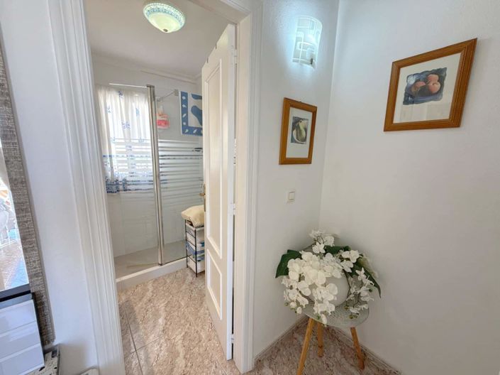 Image No.11-2 Bed Townhouse for sale