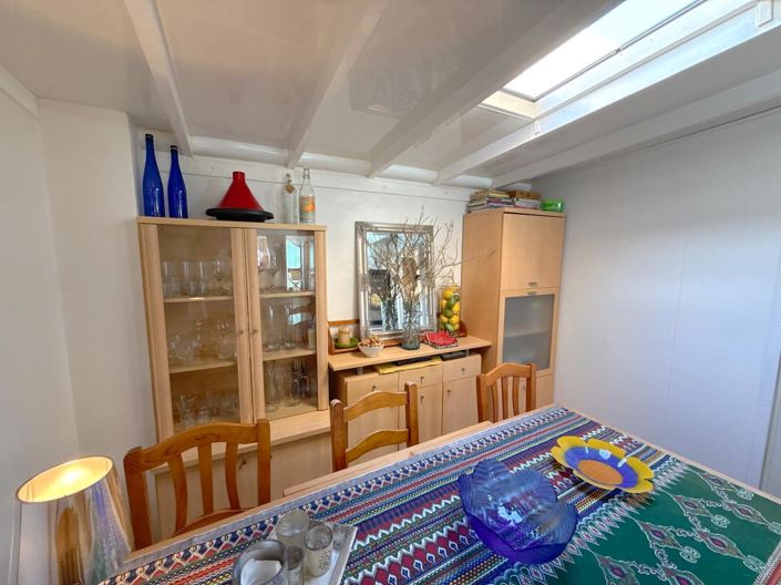 Image No.27-2 Bed Townhouse for sale