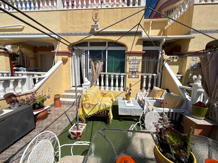 Image No.8-2 Bed Townhouse for sale