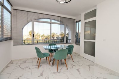 o1ie73h13n1uq3hh114ovn41a24