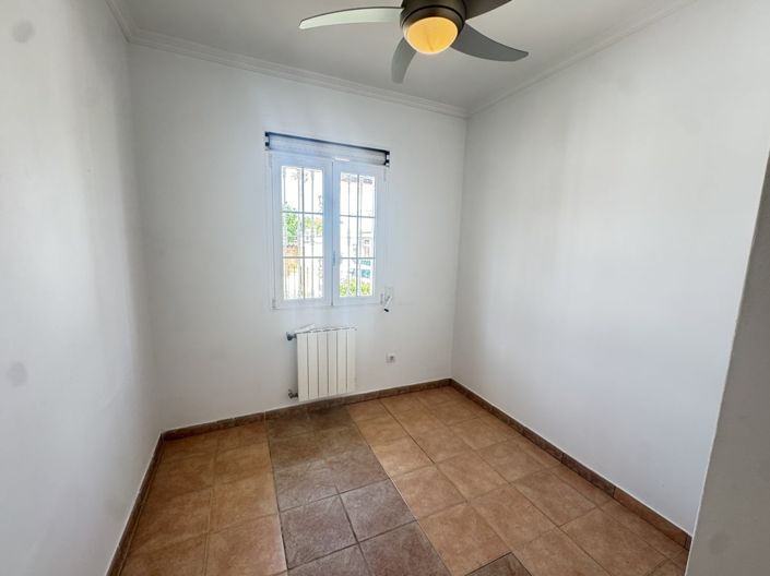 Image No.10-3 Bed Villa for sale