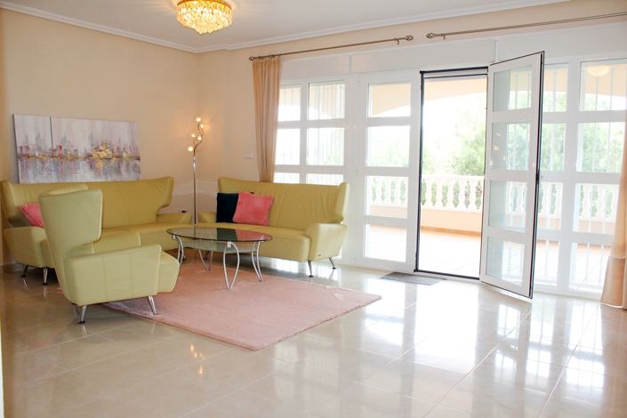 Image No.5-4 Bed Villa for sale