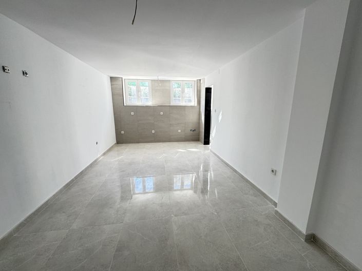 Image No.19-4 Bed Villa for sale