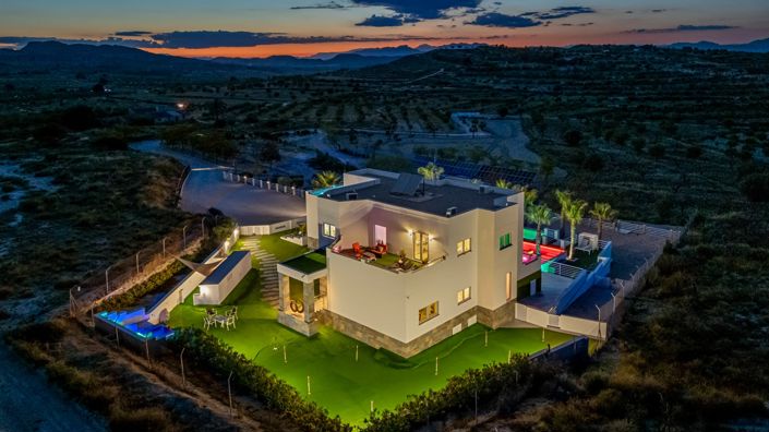 Image No.76-Villa de 5 chambres à vendre à Torremendo