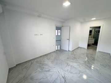 14884img6906