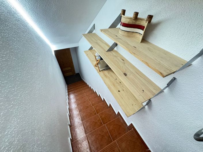 Image No.28-3 Bed Townhouse for sale