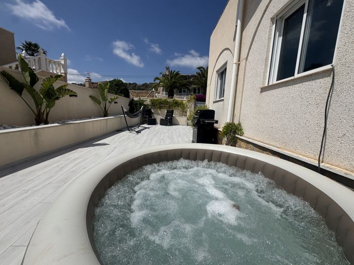 Image No.29-5 Bed Villa for sale