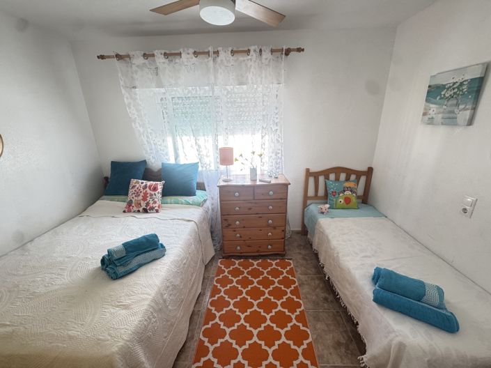 Image No.20-3 Bed Townhouse for sale