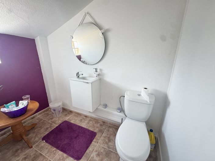 Image No.23-3 Bed Townhouse for sale