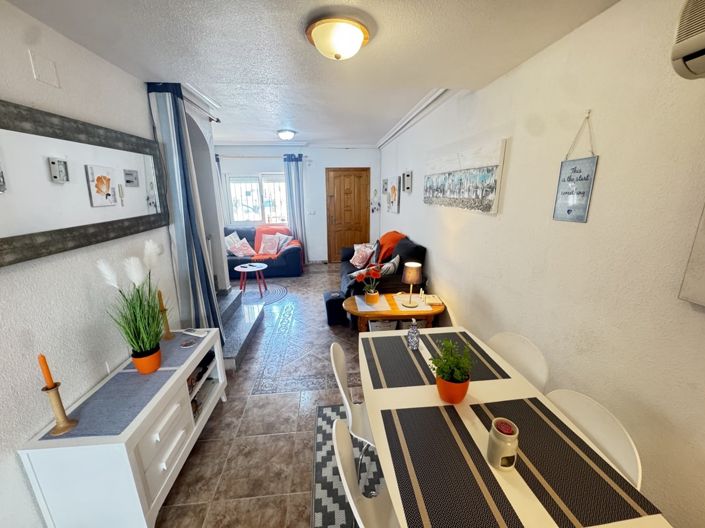 Image No.6-3 Bed Townhouse for sale