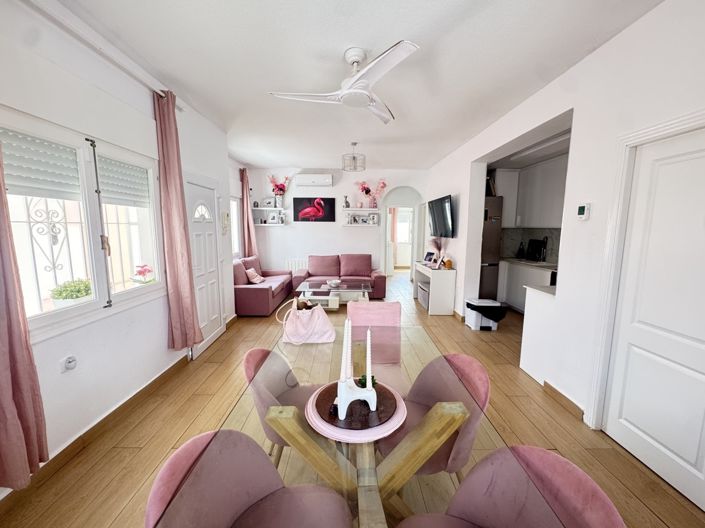 Image No.5-5 Bed Villa for sale