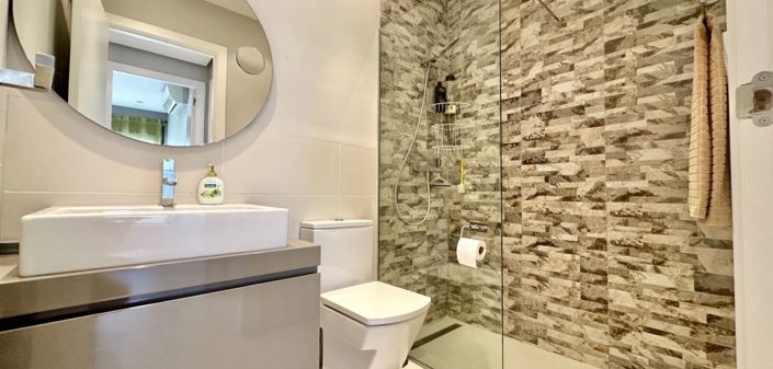 Image No.12-2 Bed Apartment for sale