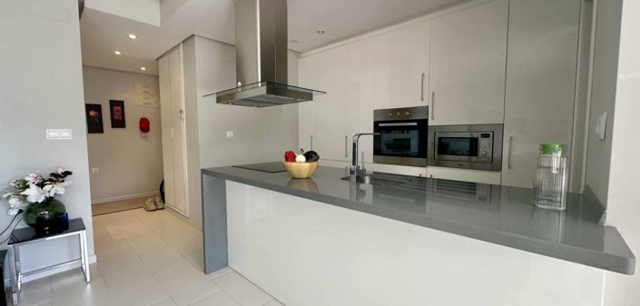 Image No.29-2 Bed Apartment for sale