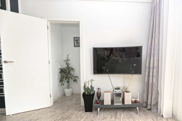 Image No.17-2 Bed Apartment for sale