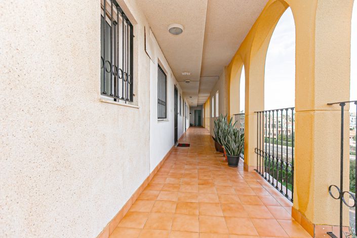 Image No.32-2 Bed Apartment for sale