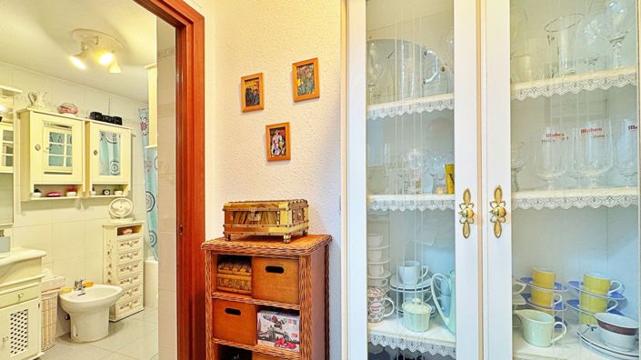 Image No.23-1 Bed Apartment for sale