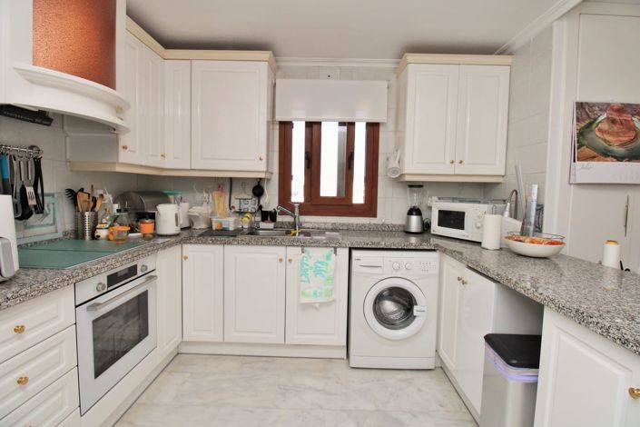 Image No.12-2 Bed Apartment for sale