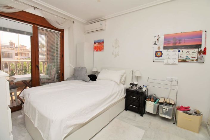 Image No.13-2 Bed Apartment for sale