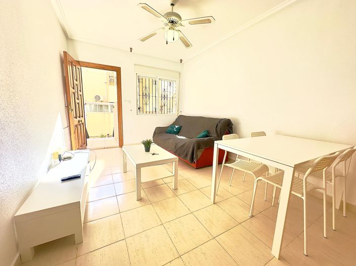 Image No.8-2 Bed Bungalow for sale