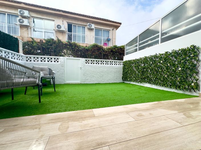 Image No.20-1 Bed Property for sale