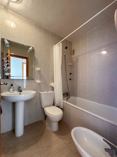 Image No.12-2 Bed Bungalow for sale