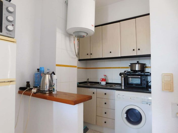 Image No.9-1 Bed Property for sale