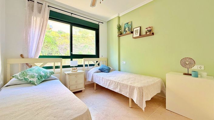 Image No.28-2 Bed Townhouse for sale