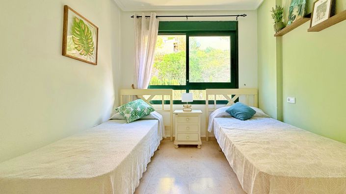 Image No.29-2 Bed Townhouse for sale