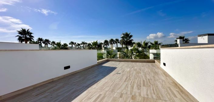 Image No.11-3 Bed Villa for sale