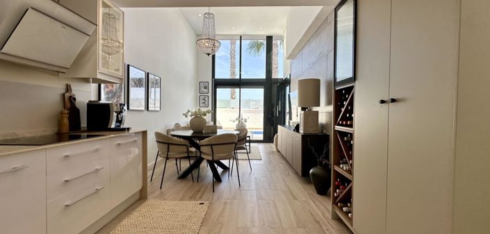 Image No.35-3 Bed Villa for sale