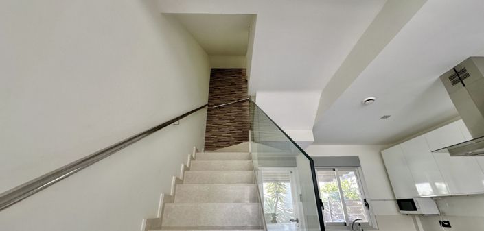 Image No.31-3 Bed Villa for sale