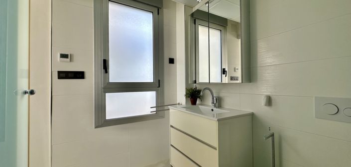 Image No.41-3 Bed Villa for sale