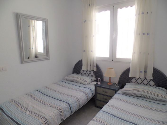 Image No.10-2 Bed Property for sale